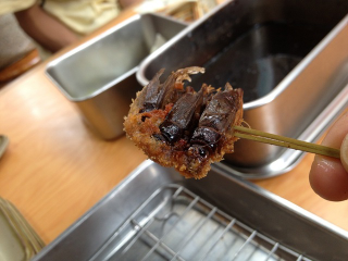 Illustration for article titled Fried Scorpion? Osaka Restaurant Serves Up Unusual Eats
